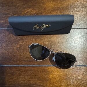 Maui Jim Silver Aviator Sunglasses with Black Case
